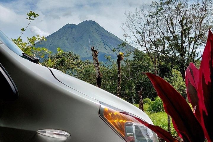 Aeroporto SJO a La Fortuna Arenal Volcano Hotels Transfer privato