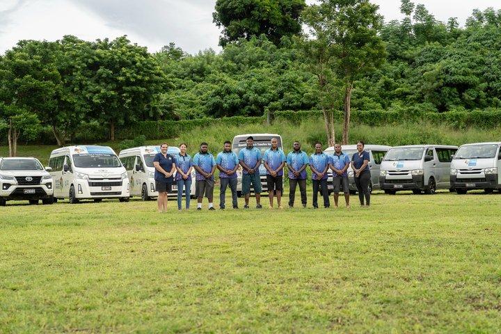 Private Daily Mini Van Hire einschließlich Reiseleiter