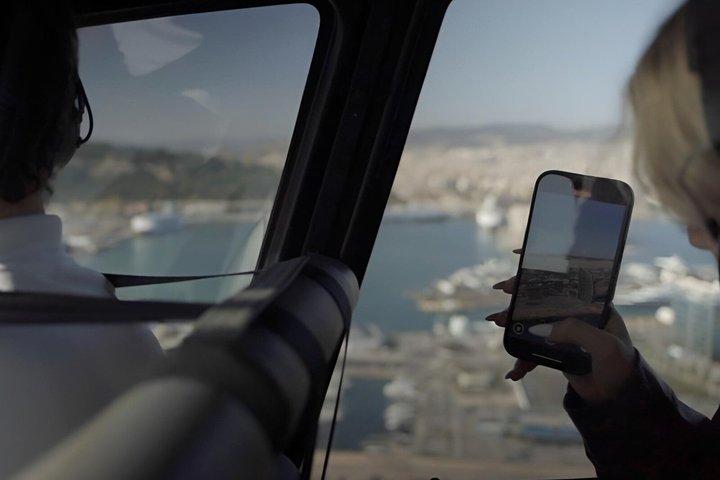 Barcelona Luft- und Seehubschraubertour und Hafenrundfahrt