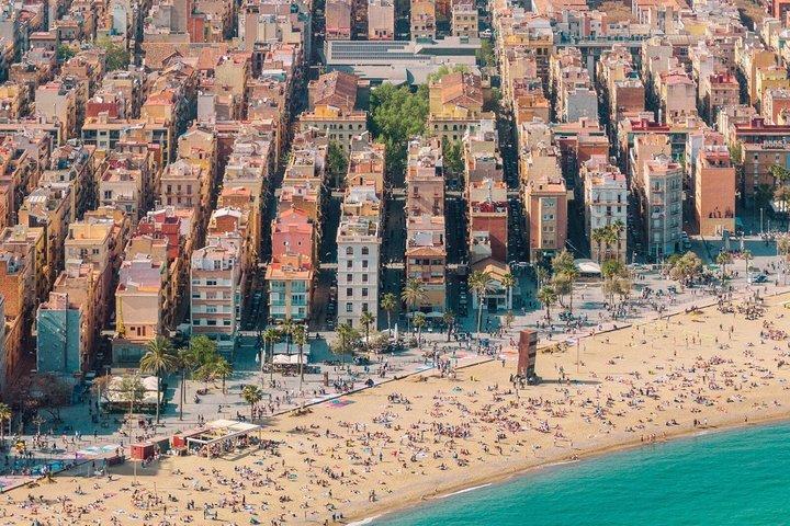 Barcelona Luft- und Seehubschraubertour und Hafenrundfahrt