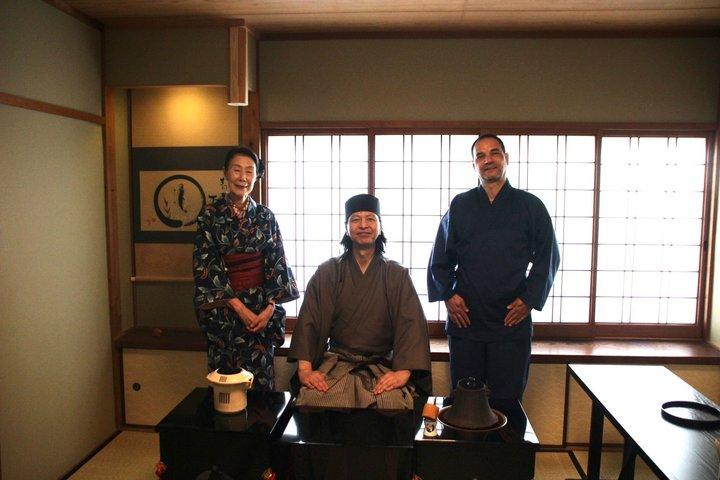 本格的な茶道（オープンセッション、最大8名様）テーブル＆椅子