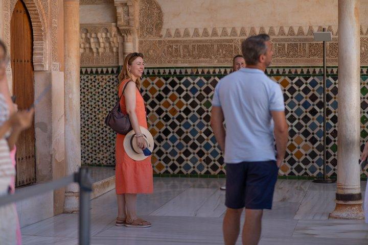 Die private Alhambra-Tour mit Eintrittskarten zu den Nasridenpalästen
