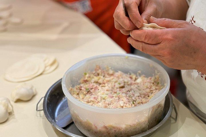 重慶のローカルと一日：食べ物、隠れた場所＆実生活