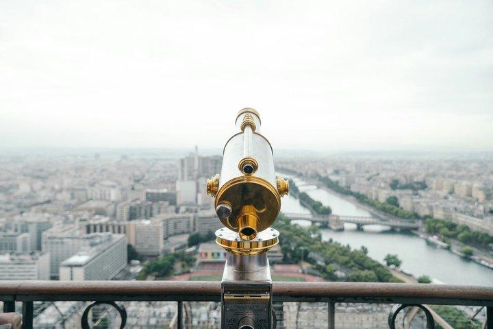 Tour Eiffel Private Guided Experience & Summit Access