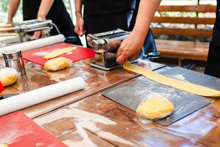Blue Cave, Ilhas Elaphiti, Prova de vinhos e experiência de culinária
