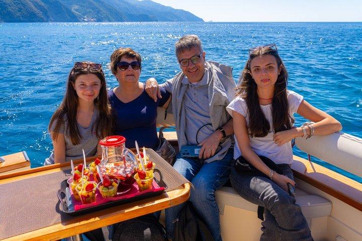 Bootstour durch die Cinque Terre ab Monterosso