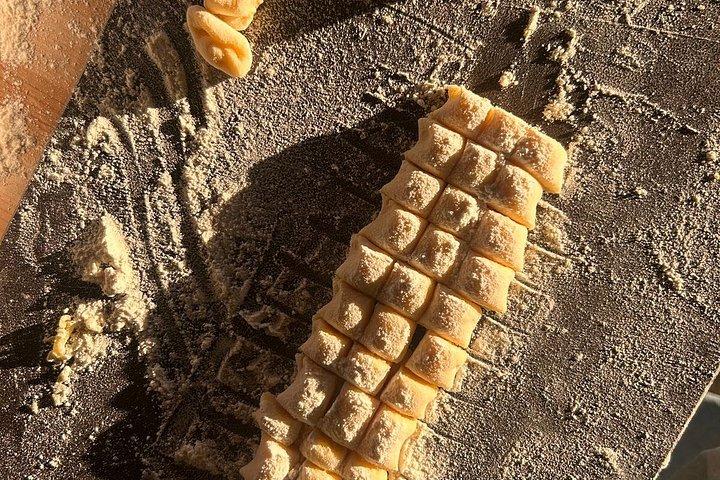 ソレントの丘の上の伝統的な料理学校