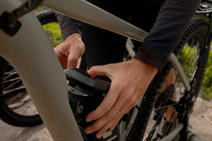 リスボンでのピックアップ付きシントラ山脈からカスカイス海への電動自転車
