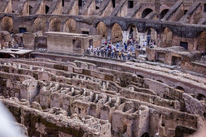 Colosseum & Roman Forum Guided Tour