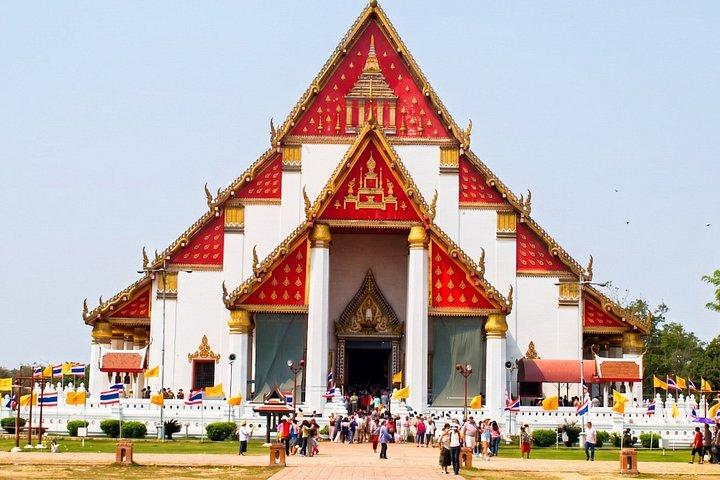 アユタヤ＆アーントーンプライベートツアー：タイ最大の仏