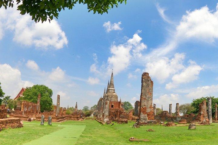アユタヤ＆アーントーンプライベートツアー：タイ最大の仏