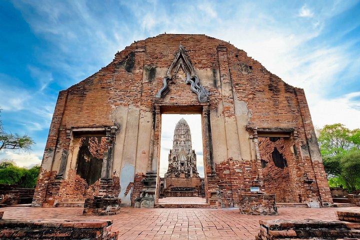 アユタヤ＆アーントーンプライベートツアー：タイ最大の仏