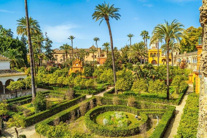 Søg efter hoteller i nærheden af Royal Alcazar of Seville Private Guided Tour