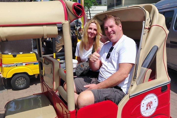 Colombo Private Tuk Tuk City Tour met en lumière l'expérience du bijou de thé