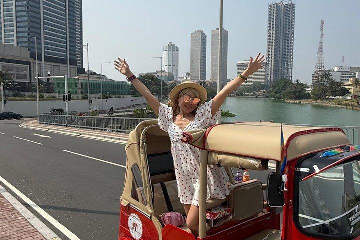 Colombo Private Tuk Tuk City Tour met en lumière l'expérience du bijou de thé