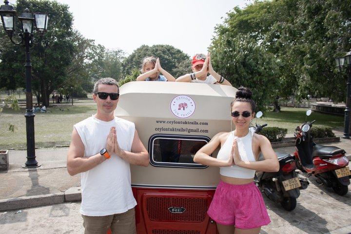 Colombo Private Tuk Tuk City Tour met en lumière l'expérience du bijou de thé