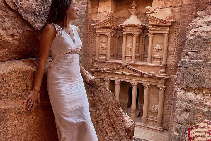 Tour privado de 6 días por la historia de Jordania con todo incluido
