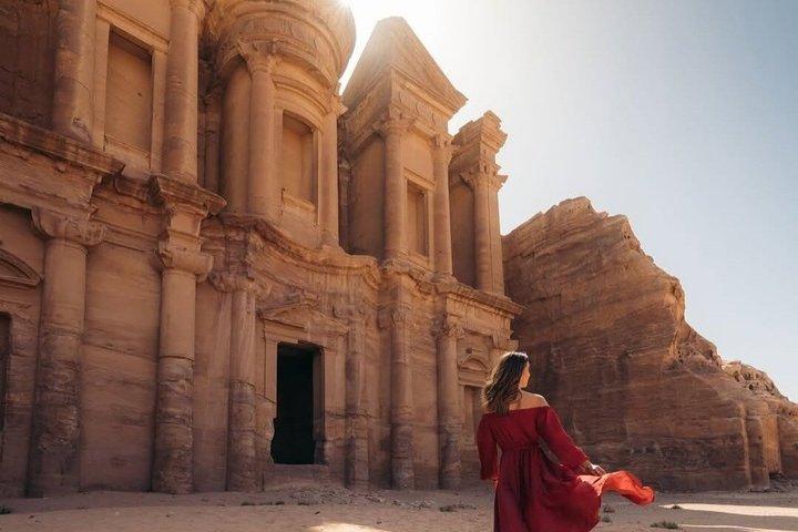 Petra Private Guided Tour