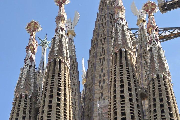 バルセロナサグラダファミリアデコードガイドツアー
