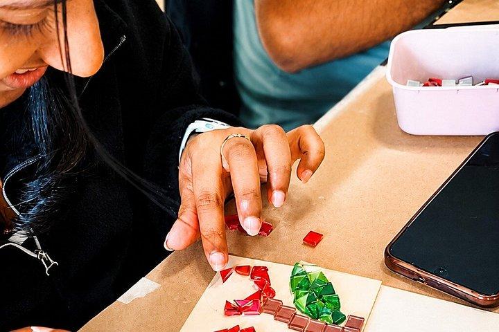 アテネモザイクアートワークショップ in ガジ : 自分だけのアート作品を作る