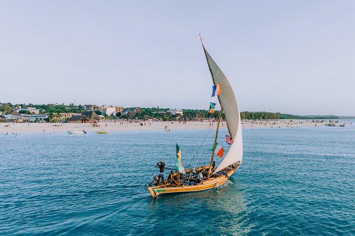 Zanzibar Romantic Sunset Dhow Cruise with Drinks