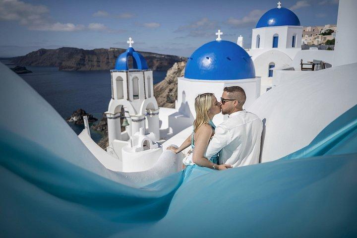 フライングドレス撮影 santorini Oia (スキップ・ザ・ライン)
