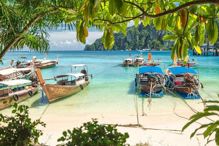 Phi Phi Bamboo Islands Fullday - Premium