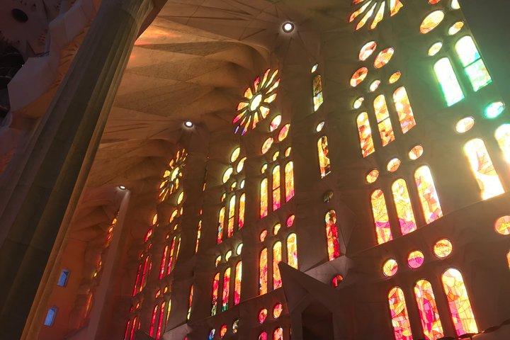Tour de la Sagrada Familia de Piedra a Alma