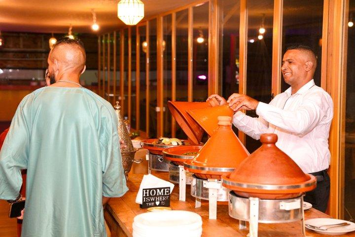 Agafay Desert Overnight com jantar e show