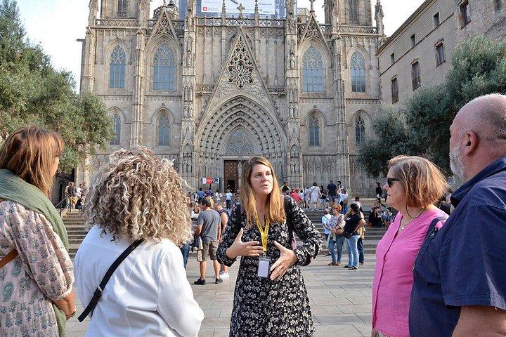 バルセロナ・ゴシック地区2000年を歩くプライベートウォーク