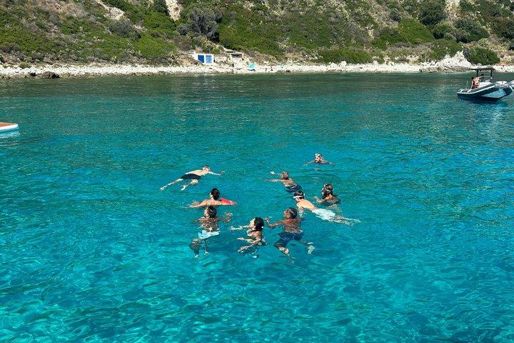 Morning boat tour Snorkeling and Caves in Tropea