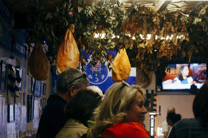 Kleine groep Porto Food Tour Traditionele tavernes en lokale gerechten