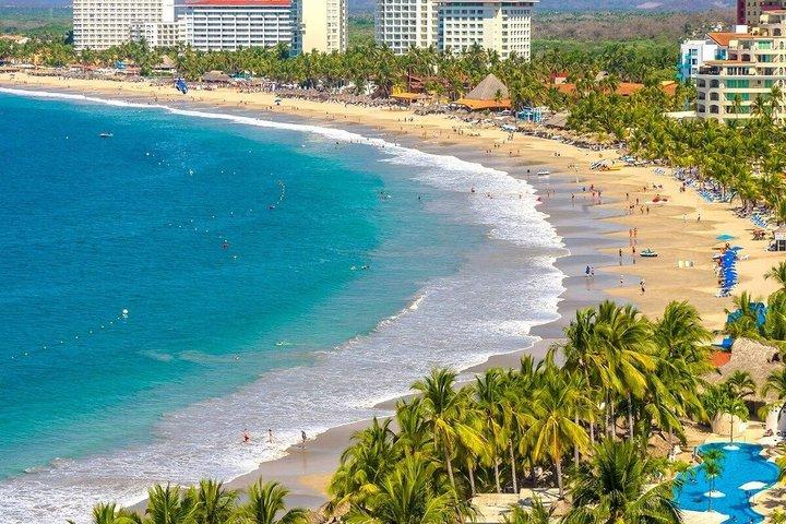 Transfer privato dall'aeroporto di Ixtapa (ZIH)
