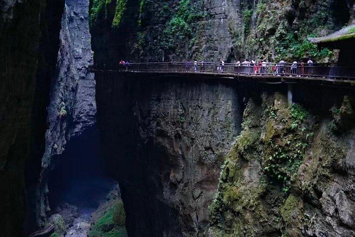 Trilogy Tour Wuling Mountain, Baiheliang Museum and 816 Project