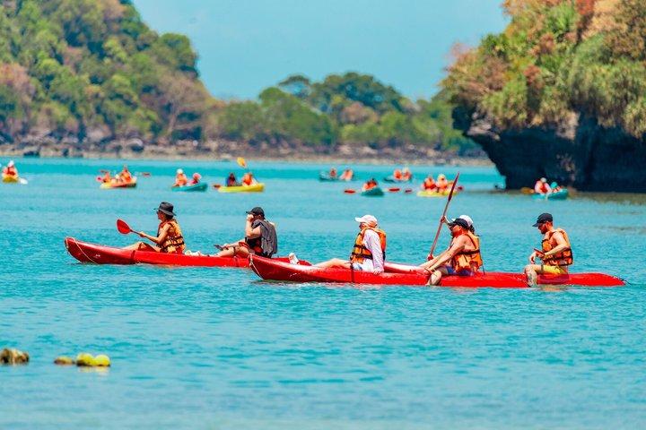 Koh Samui Angthong Catamaran Tour com snorkeling e caiaque