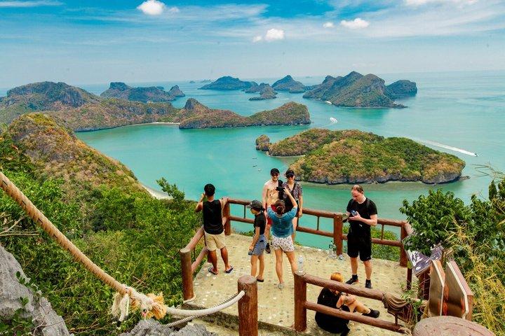 Koh Samui Angthong Catamaran Tour com snorkeling e caiaque
