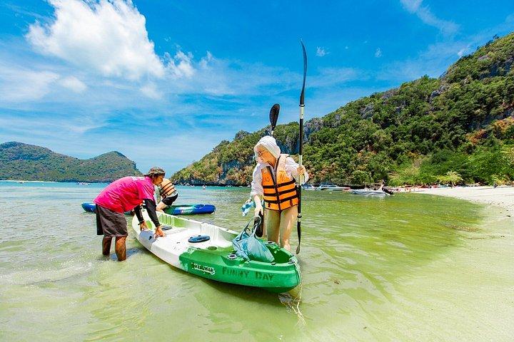 Koh Samui Angthong Catamaran Tour com snorkeling e caiaque