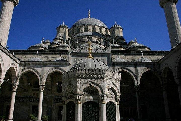 Private Flexible Hagia Sophia and Grand Bazaar tour with Guide