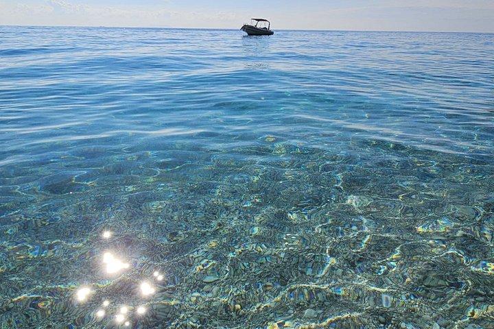 水上ファンジェットスキーボートの旅など、ヒマラ島の魅力満載