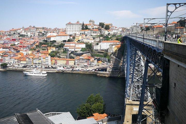 Transfer privato tra Lisbona e Porto o Lisbona e Algarve