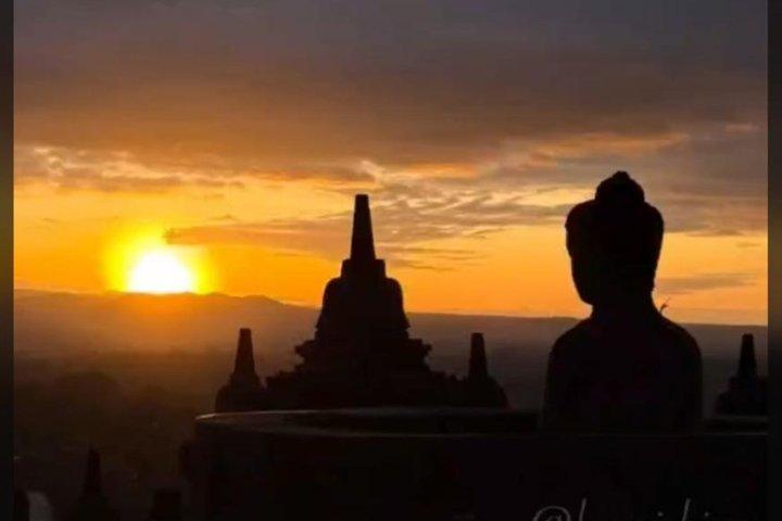 Templo Borobudur Sunrise Climb con desayuno y tour Prambanan