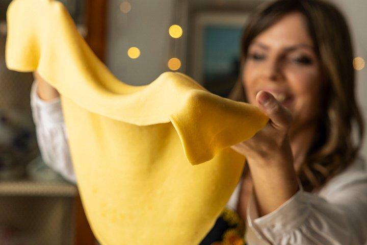 Hands On Fresh Egg Pasta Cooking Class in Milan