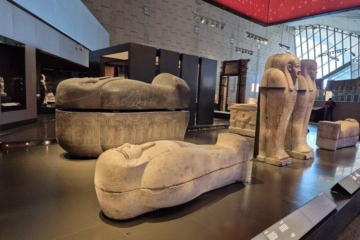 All inclusive VIP Private Tour Pyramids Museum inuti Pyramiden