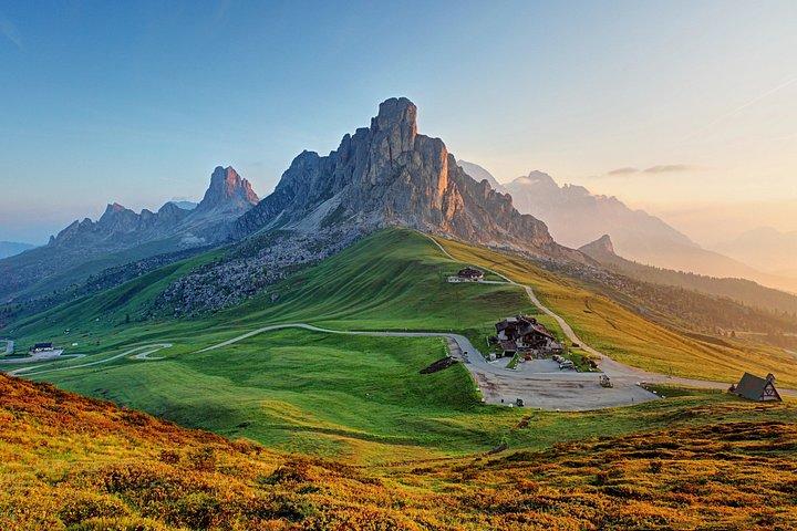 Dolomiten Tagestour in kleiner Gruppe : Cortina und Giaupass ab Venedig