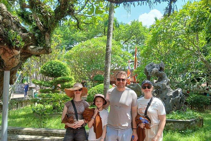 ハノイ発 - ニンビン日帰り旅行