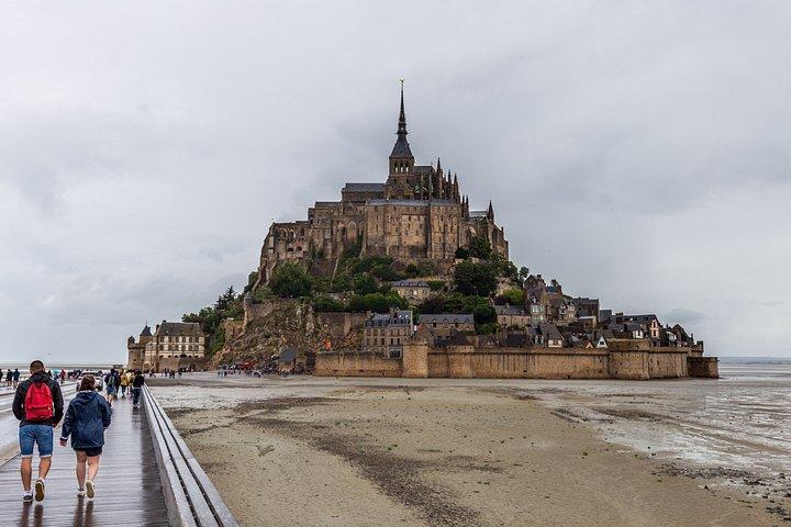 Dデイ＆モンサンミッシェル1日ツアー｜ル・アーヴル発プライベートツアー