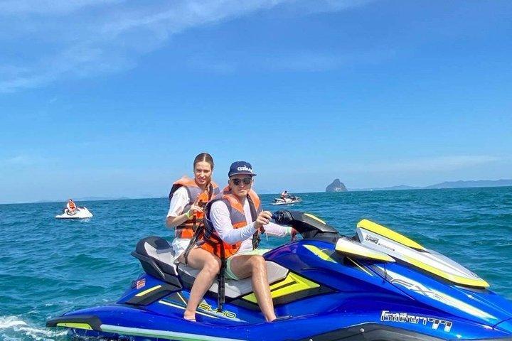 プーケット：ジェットスキーアイランドアドベンチャー－4時間、6島