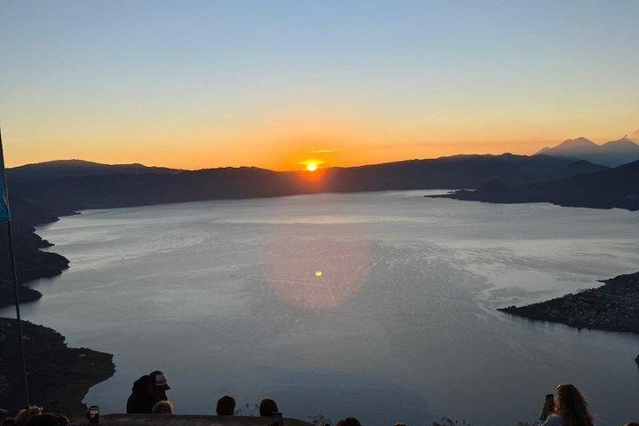 Indian Nose Private Hike Tour: Sunrise or Daytime Experience