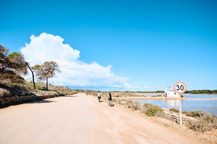 Visite à vélo de Ses Illetes Départ d'Eivissa