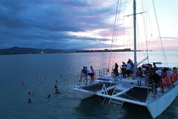 Mystic Lagoon Sunset Cruise met diner en lagunezwem